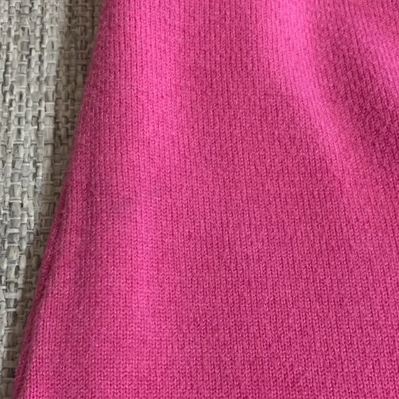 Crown & Ivy Hot Pink Puff Sleeve Sweater Plus 2X – Preppy Feminine Winter Knit - Picture 10 of 16